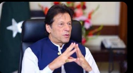 Prime Minister Imran Khan has said that pickpockets are threatening to overthrow the government for NRO. Opposition is in danger.
