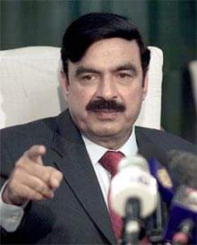 ISLAMABAD: Federal Interior Minister Sheikh Rashid’s big decision for the people is that the identity card will be issued free of cost in 15 days instead of 40 days.