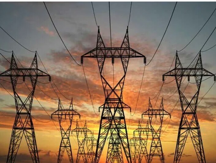 ISLAMABAD: Seven officers have been suspended for negligence in a major power breakdown.