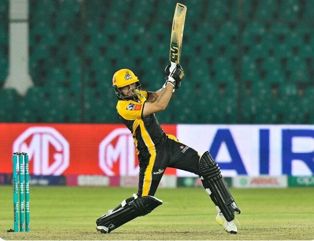 Karachi: Peshawar Zalmi defeated Islamabad United by 6 wickets in the tenth match of Pakistan Super League.