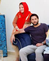 Shahid Afridi’s daughter will be engaged to which famous cricketer?