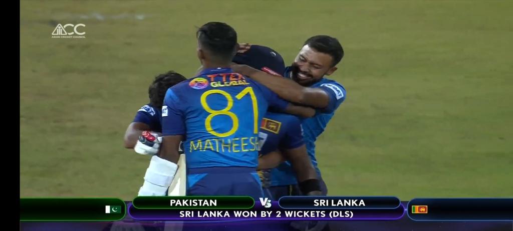 Colombo reached the finals of the Asia Cup by defeating Sri Lanka Pakistan after a sensational match.
