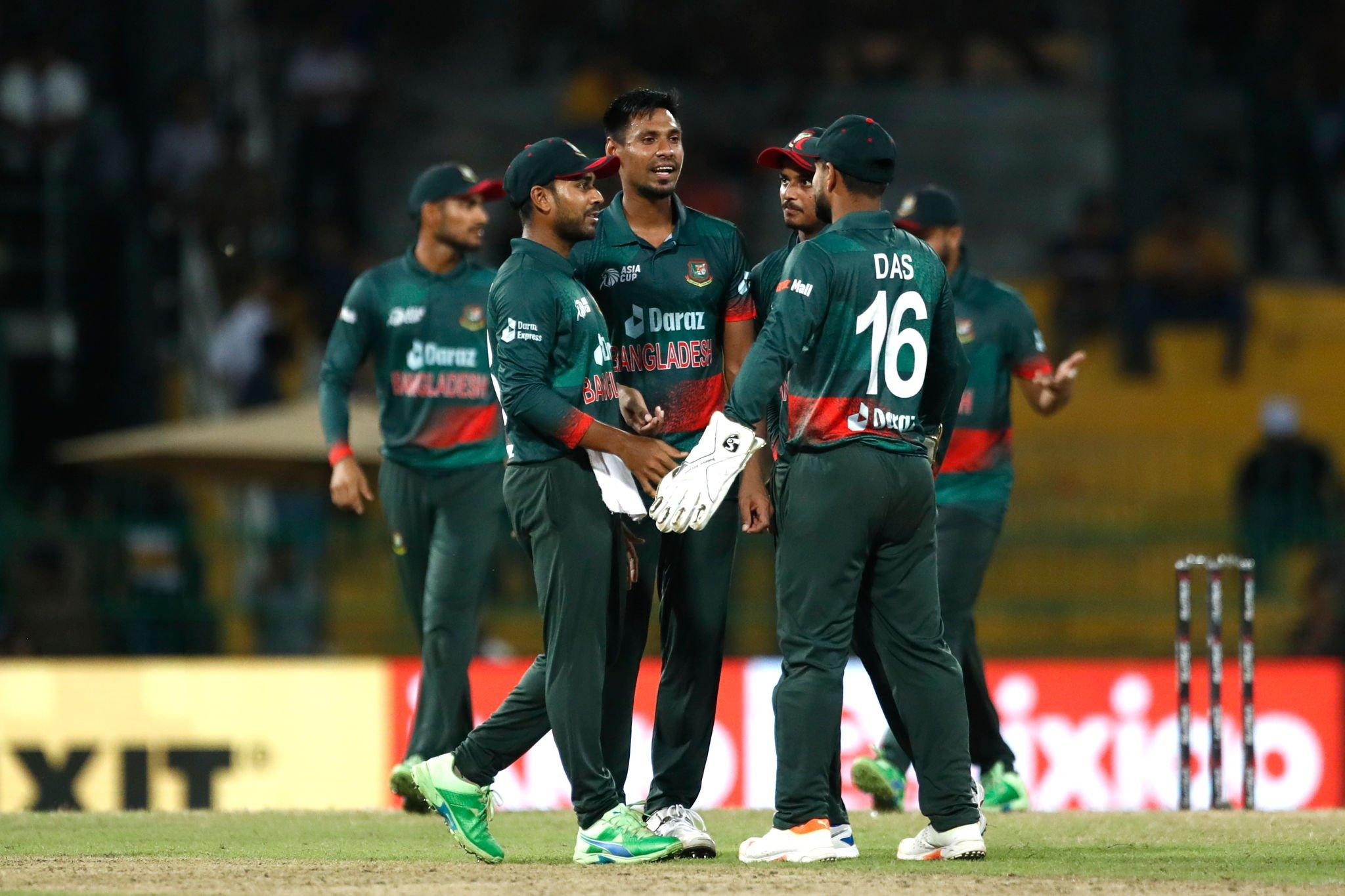 Bangladesh defeated India by 6 runs in the last match of the Asia Cup Super Four.