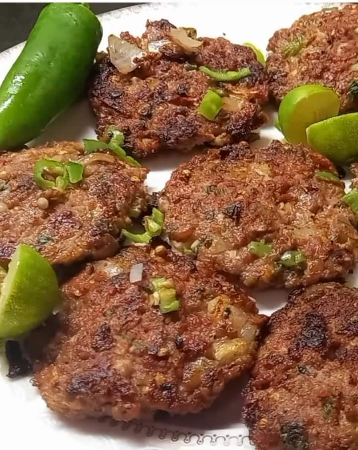Most Unique Delicious Spicy Stunning twist on Peshawari Chapli Kabab.